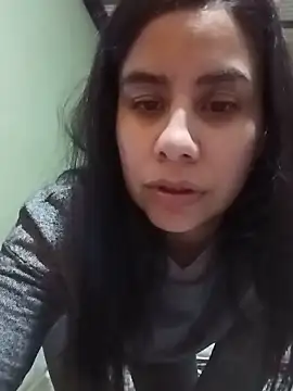 Michellluxo online show from June 2026 09:35:01 PM
