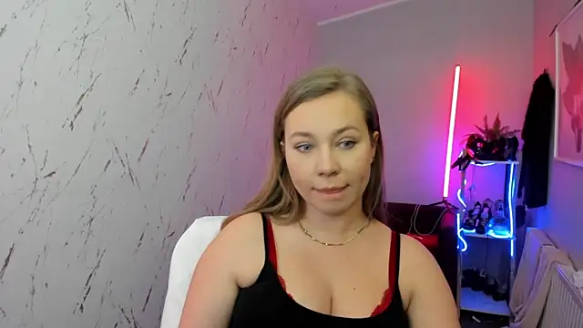 holly xglam online show from January 2026 08:24:02 PM