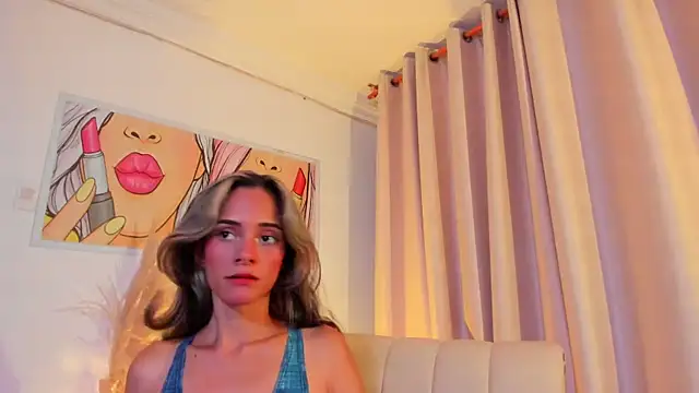 SkiinnyAna online show from October 2025 07:41:01 PM