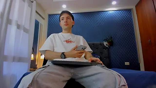 bower and colucci online show from January 2025 02:07:01 PM