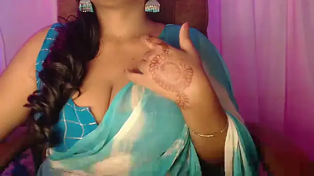 Prita07 online show from October 2025 11:41:02 AM