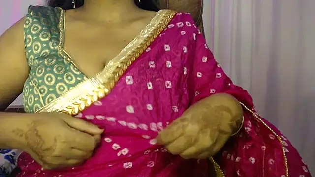 Prita07 online show from November 2025 04:10:02 AM