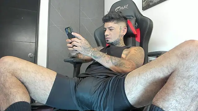 sergiio mesa27 online show from October 2025 02:15:01 PM