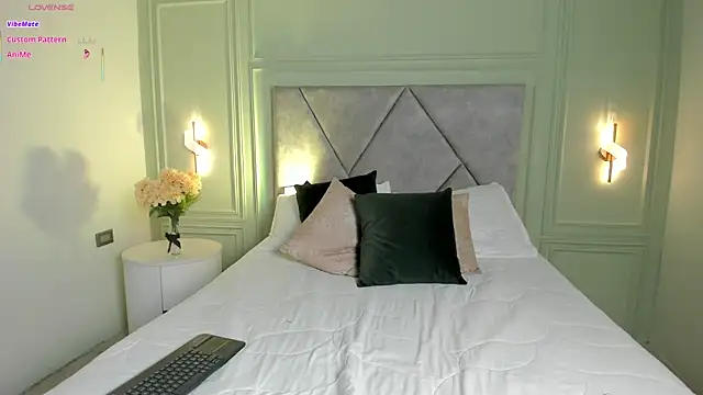  Miss Kimm online show from November 2025 10:36:01 AM