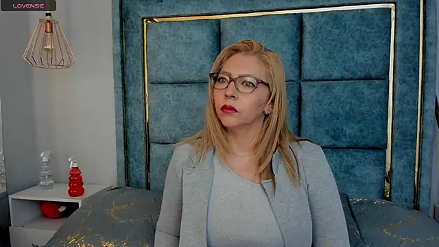  Addic  online show from March 2025 12:34:01 PM