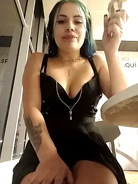 Baby-buu1002 online show from January 2025 11:39:02 PM