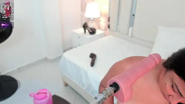 Miliaangeles online show from January 2026 08:40:02 AM