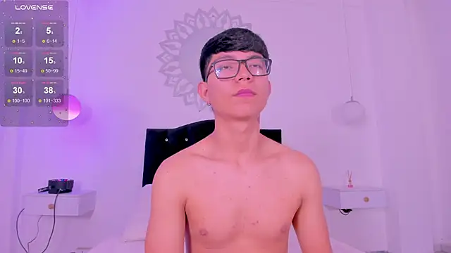 CodyTwink online show from October 2025 01:14:01 PM