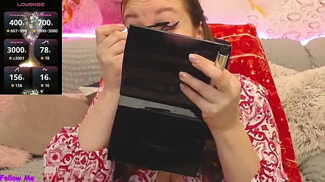 Nataly cute online show from December 2025 08:05:01 PM