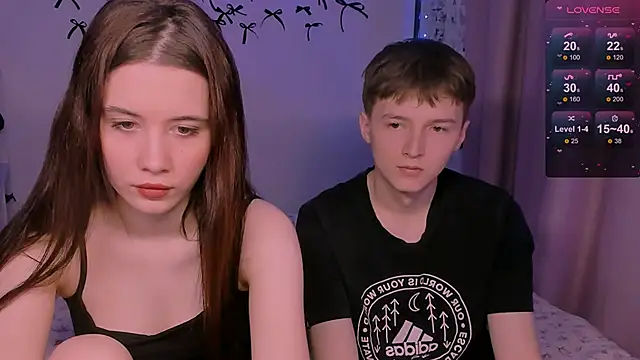 CoddleWeeper  online show from April 2026 01:38:02 PM