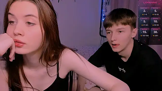 CoddleWeeper  online show from April 2026 02:45:02 PM