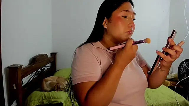 cherrycurvyyy online show from January 2026 02:21:02 PM