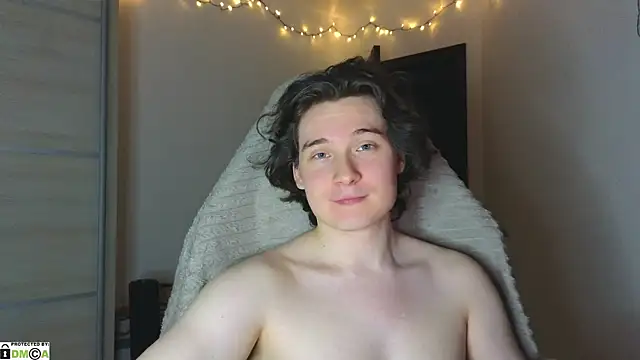 MoreRealAlex online show from October 2025 11:56:02 PM