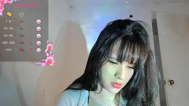 lolacute69 online show from October 2025 03:17:01 AM