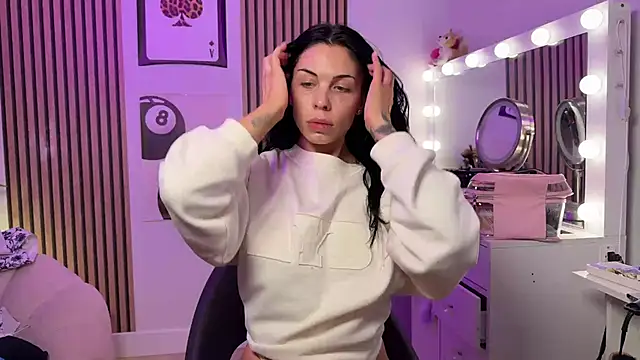 NattyFierros online show from November 2025 10:56:02 AM