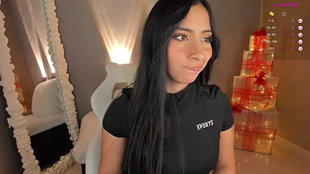 amber curly online show from December 2024 09:20:01 PM