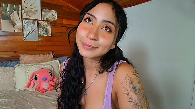 amber curly online show from March 2026 05:51:02 PM