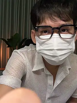 MinhTuanLive online show from April 2026 12:40:01 PM
