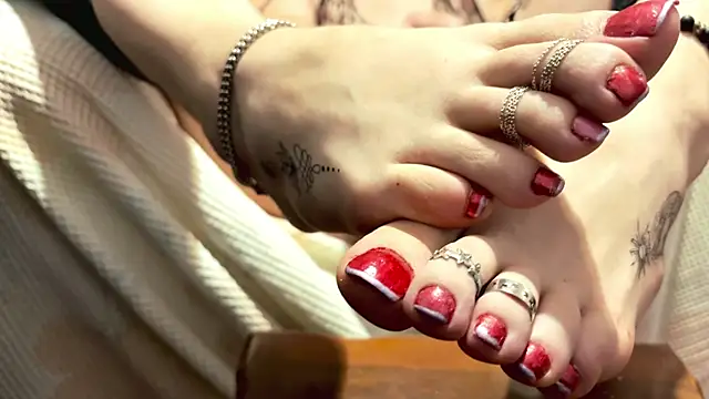 feetqueens online show from July 2026 12:36:02 AM
