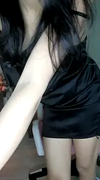 Snapshot of _Linez_ chatting on March 2025 08:32:02 PM  Linez  online show from March 2025 08:32:02 PM