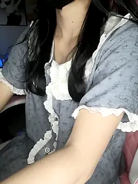 Snapshot of _Linez_ chatting on March 2025 03:47:02 PM  Linez  online show from March 2025 03:47:02 PM