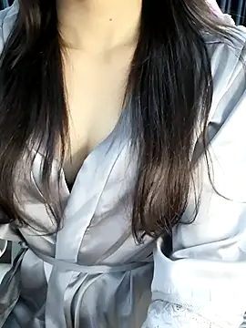 Snapshot of _Linez_ chatting on October 2025 06:07:02 PM  Linez  online show from October 2025 06:07:02 PM