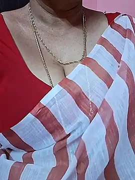 ananya956 online show from January 2026 03:55:01 AM