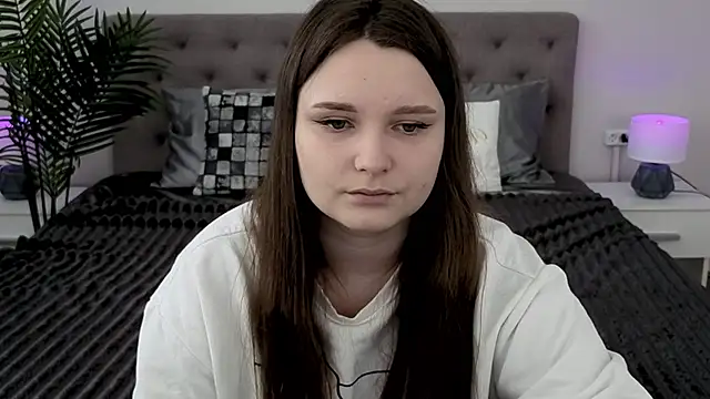 MagicPeachh  online show from March 2026 07:23:01 AM