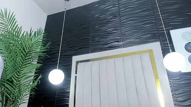 Victoria Coleman online show from February 2025 06:24:02 PM