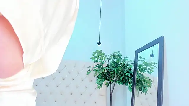 Victoria Coleman online show from February 2026 06:26:01 AM