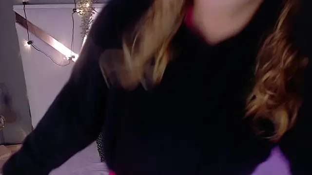 LilithSmith  online show from November 2025 11:42:01 AM