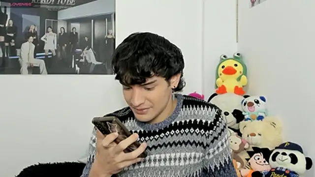 Snapshot of Martinsibiris chatting on March 2026 03:17:01 PM Martinsibiris online show from March 2026 03:17:01 PM