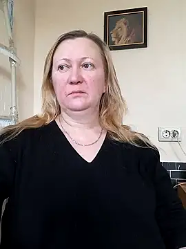 blondyaguar online show from November 2025 09:39:01 AM