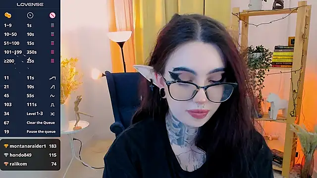 Dixi Pixi  online show from February 2025 11:44:02 AM