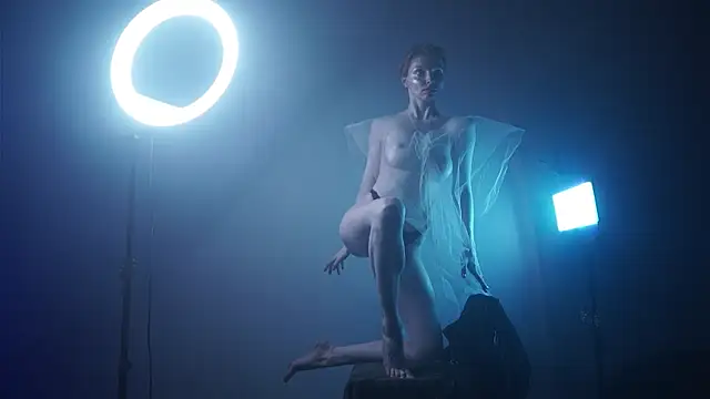 ginger hugs online show from March 2025 04:21:02 AM