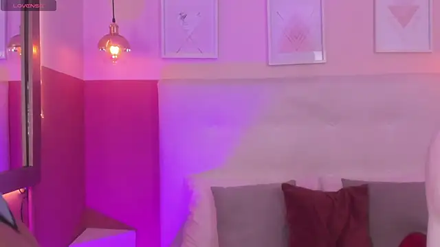 Chloe fischer  online show from January 2025 02:14:01 PM