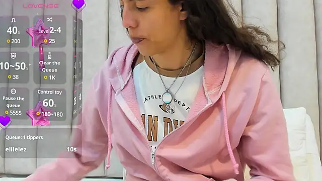 FreyaMoller online show from February 2025 07:21:01 PM