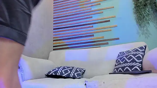 french sexx online show from February 2026 07:10:01 PM