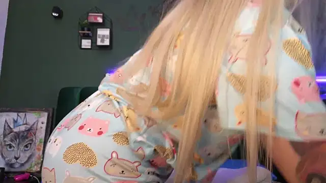 kimmie meow online show from January 2025 06:32:01 PM