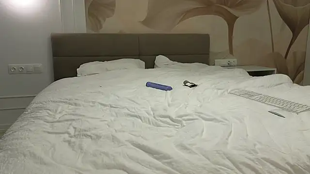 kimmie meow online show from January 2025 03:22:01 PM