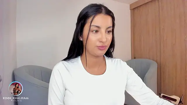 Kimm khalifa online show from March 2026 11:44:01 PM