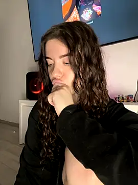 Kimi Ass online show from October 2025 03:22:02 PM