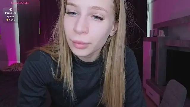 Elis Fox online show from March 2026 11:02:01 AM