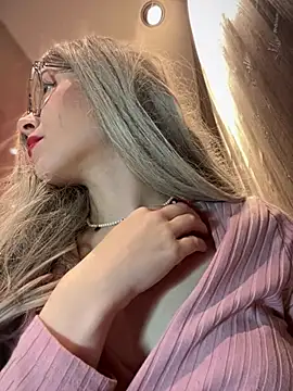 Times  Square online show from December 2024 05:13:01 AM