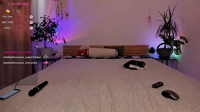 alisahug online show from June 2026 10:18:02 AM