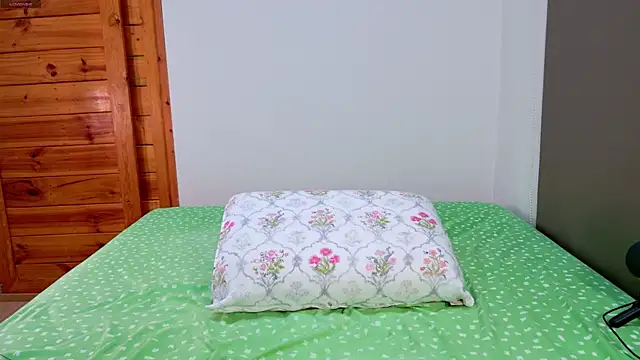 Cee chalynn online show from January 2025 02:19:01 PM