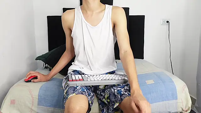 MarcoAlexLatino online show from March 2025 03:20:01 AM