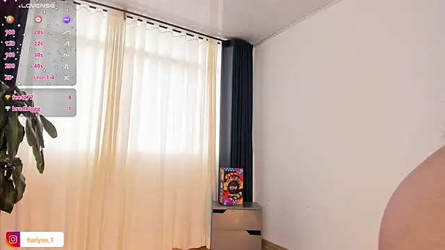 Harlyxu online show from January 2025 09:48:02 PM