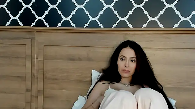 Amber Rush  online show from March 2025 02:08:01 AM