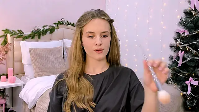 RozzitaBedberry online show from January 2025 11:18:01 PM